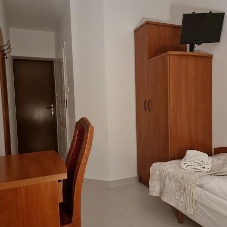 Hotel Jola Września Dış mekan fotoğraf