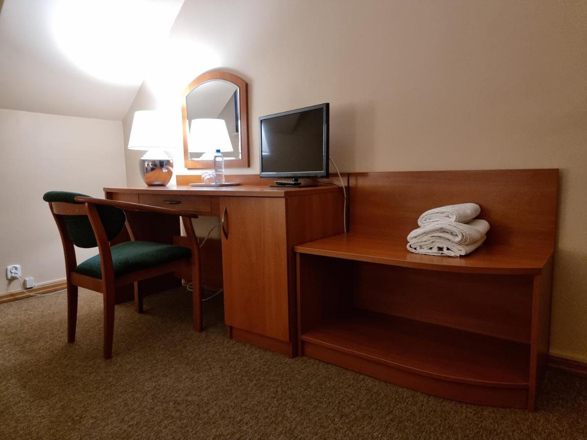 Hotel Jola Września Dış mekan fotoğraf