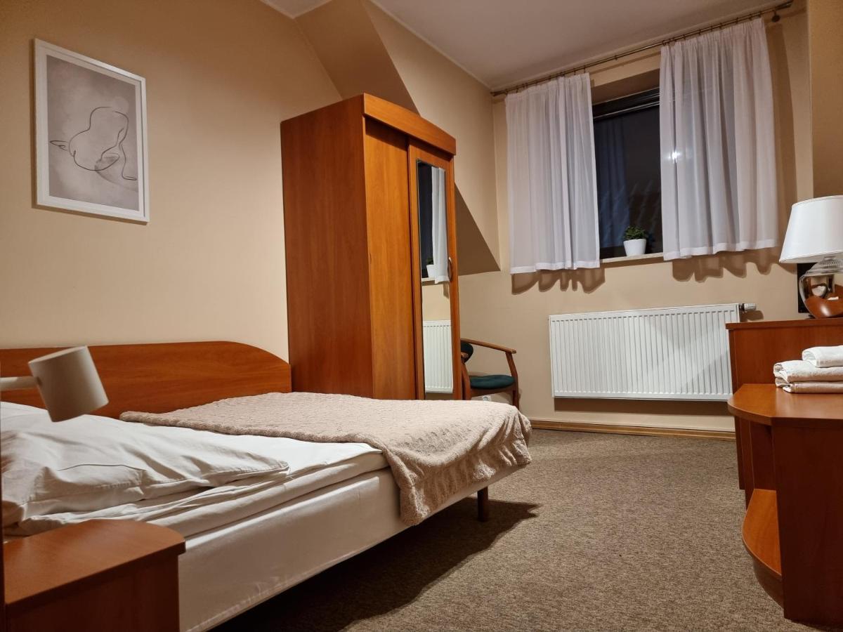 Hotel Jola Września Dış mekan fotoğraf