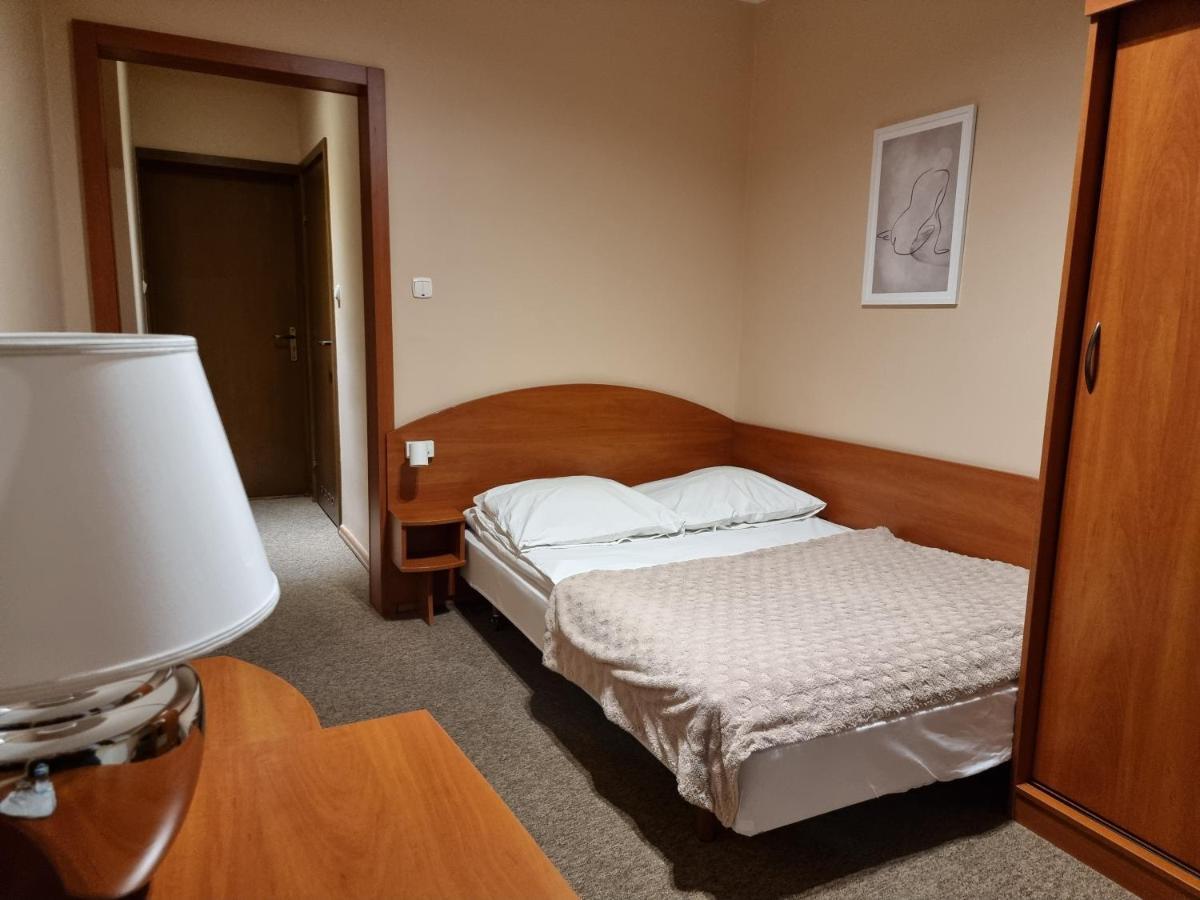 Hotel Jola Września Dış mekan fotoğraf